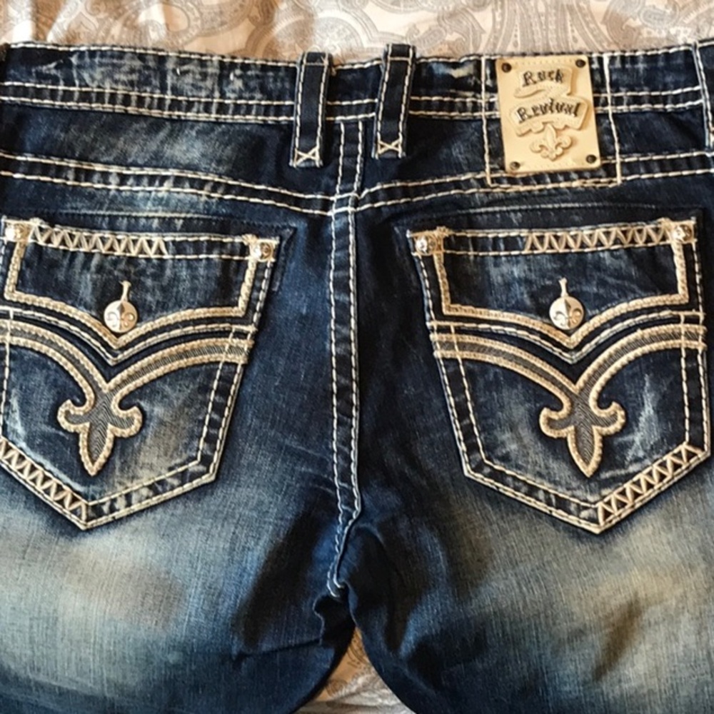 Men’s Rock Revival Jeans